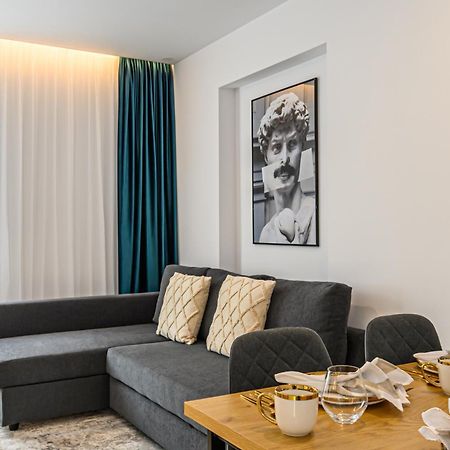 Koa - Davino Aparthotel Брашов Екстериор снимка